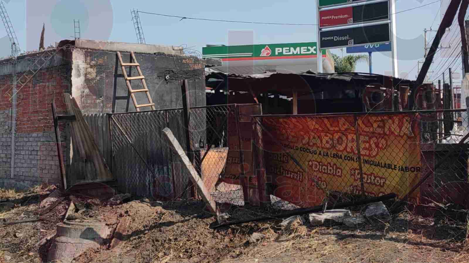 Sin indicios de origen de incendio en pollería al norte de Morelia: PC Municipal Sin indicios de origen de incendio en pollería al norte de Morelia: PC Municipal
