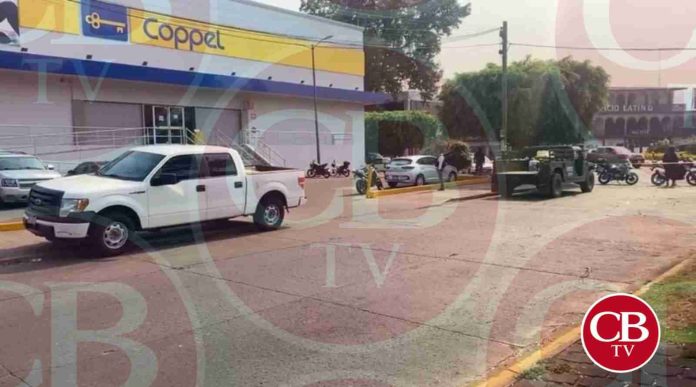 #Video: Amenaza de bomba en Coppel Latino Uruapan moviliza a Sedena