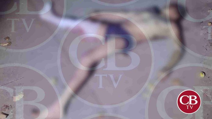 Abandonan ejecutado semidesnudo en Apatzingán