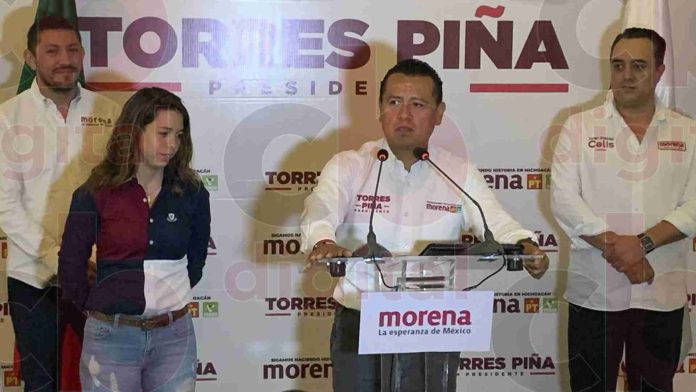 Se une dirigencia municipal de Movimiento Naranja a Carlos Torres Piña