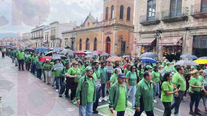 Trabajadores sindicales del estado salen por tercera vez a las calles de Morelia