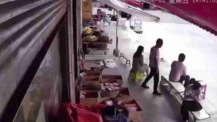 Hombre apuñala a su expareja y a su novio por celos