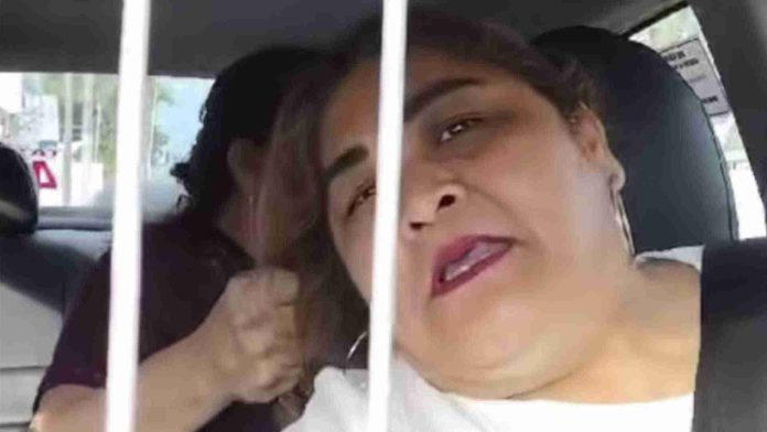 Pasajera le jala el cabello a taxista por un desacuerdo con el precio de su viaje