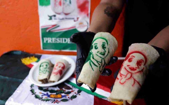 Taqueras crean el 'Taco Sheinbaum' en honor a la próxima presidenta de México