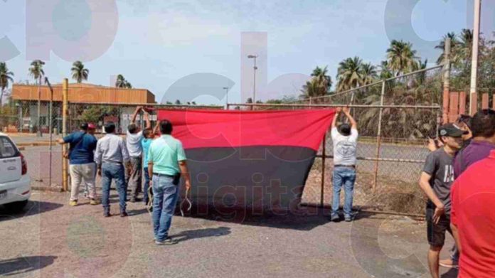 ArcelorMittal cumple 19 días de toma; empresas industriales piden intervención de gobiernos