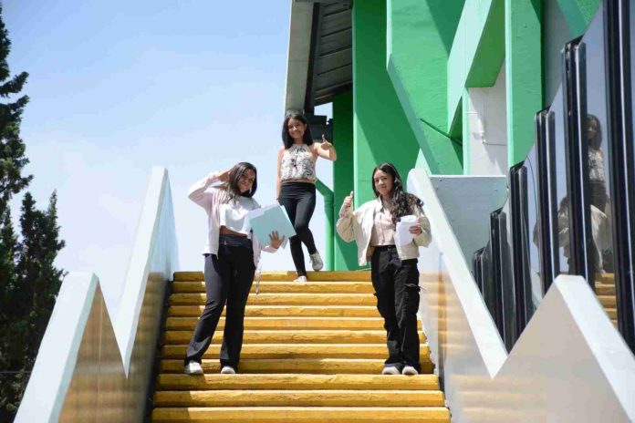 Este jueves, recta final de aplicación de examen de admisión de la UMSNH para el nivel superior