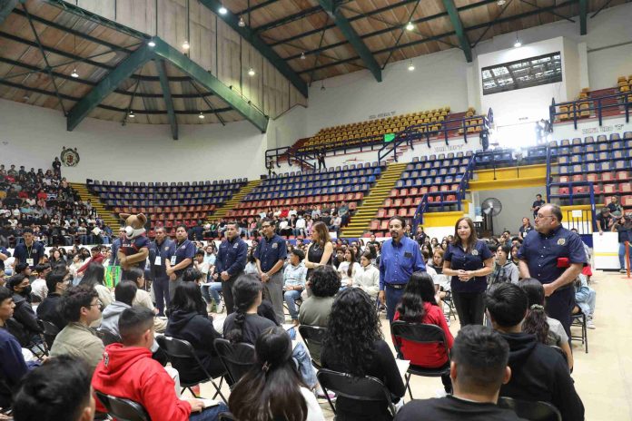 En total orden, futuras y futuros veterinarios, biólogos, agrónomos y biotecnólogos realizan su examen de ingreso a la UMSNH