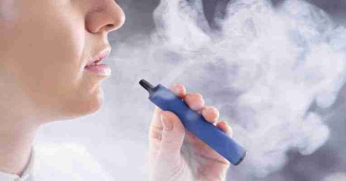 Pide Coepris reforzar acciones preventivas en escuelas y hogares por uso de vapeadores