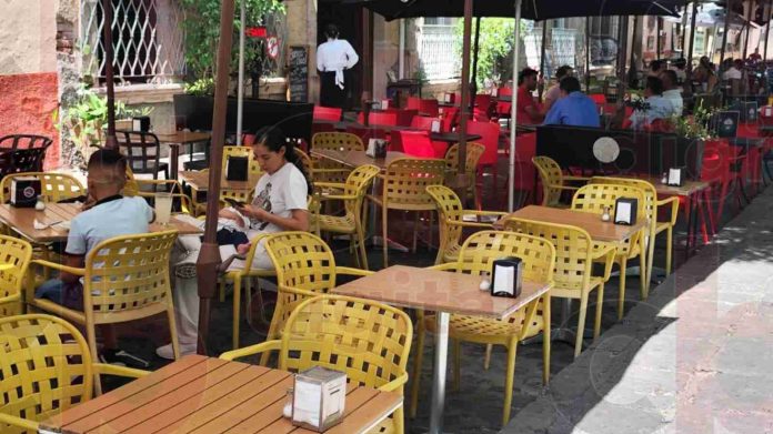 Entre 55 y 60 porciento derrama económica en restaurantes por Día del Padre: COVECHI