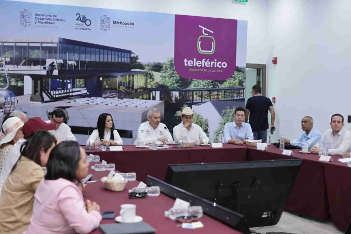 Bedolla comparte avances del cablebús a las autoridades electas de Uruapan