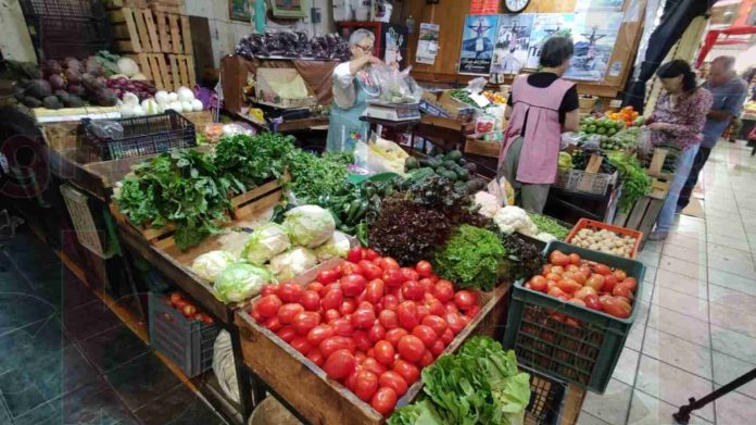 Siguen el aumento de precios en verduras: comerciantes
