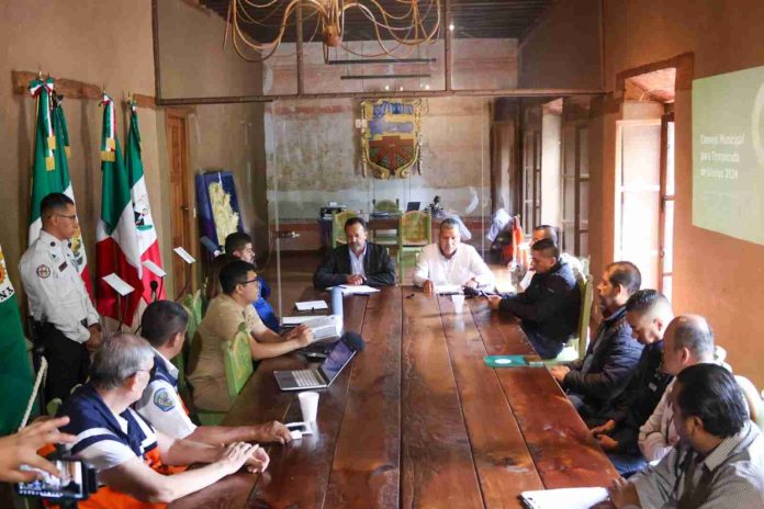Consejo Municipal de Protección Civil, presenta operativo en caso de alguna contingencia por lluvias.