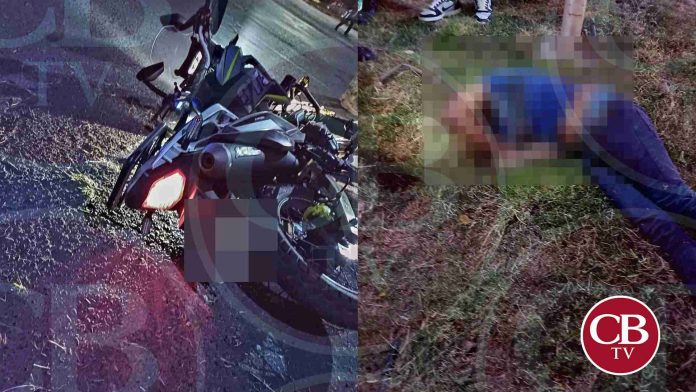 Derrapa en su moto y muere en el hospital de Apatzingán