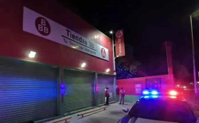 Abandonan a nena de 4 meses afuera de una '3B'
