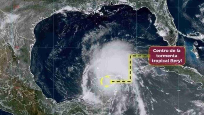 Quintana Roo se mantiene en alerta roja tras la llegada de huracán Beryl