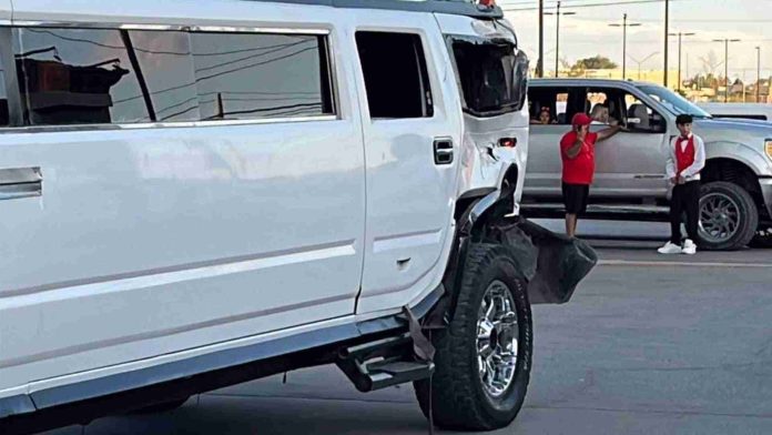 Tren embiste limusina que trasladaba a quinceañera