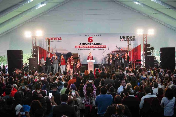 ”EL TRIUNFO DEL PUEBLO DE MÉXICO, EL DÍA DE LA REVOLUCIÓN DE LAS CONCIENCIAS TENEMOS QUE CELEBRARLO LUCHANDO