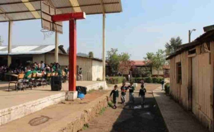 De 500 a 2,000 pesos las cuotas “voluntarias”, en las escuelas públicas de Michoacán