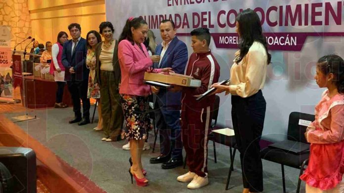 Autoridades informaron el pasado martes que al menos 21 personas resultaron muertas y poco mas de 20 quedaron heridas luego de que el autobús en el que viajaban se volcara en Los Andes del Sur de Perú.