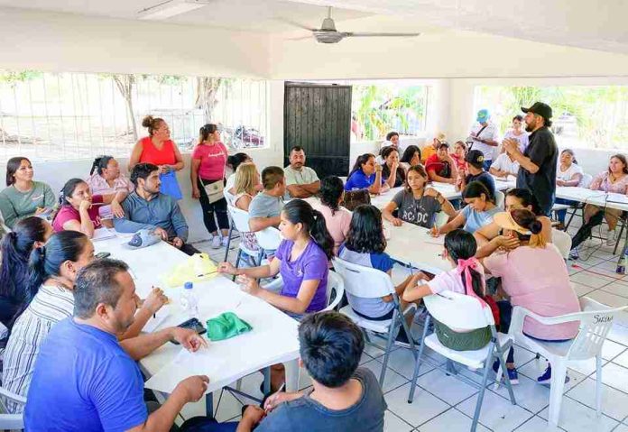 Capacita Sectur a comunidad náhuatl de El Coire en venta de alimentos