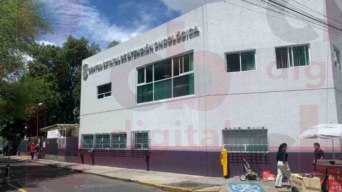 Derivado del anuncio que dio este lunes el gobierno del estado sobre la adquisición de un acelerador lineal con tecnología avanzada para el tratamiento de enfermedades oncológicas además de un PET Scan que serán instalados en el Centro Estatal de Atención Oncológica, familiares de pacientes ven como positivo dicha compra.