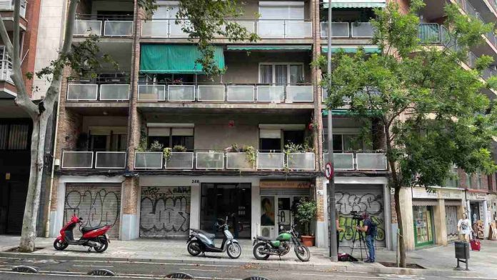 Ancianas se suicidan para evitar que las saquen de departamento