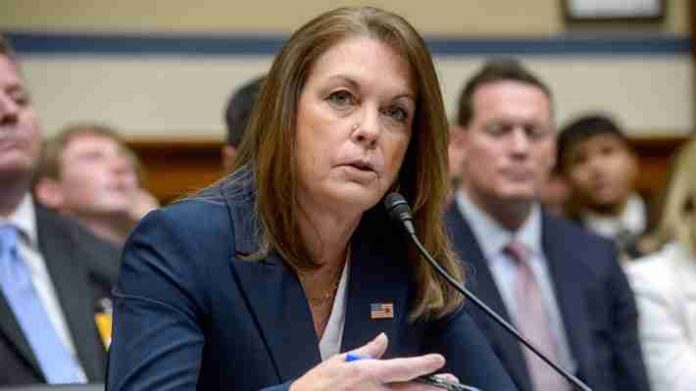 Renuncia directora del Servicio Secreto tras atentado a Donald Trump en mitin