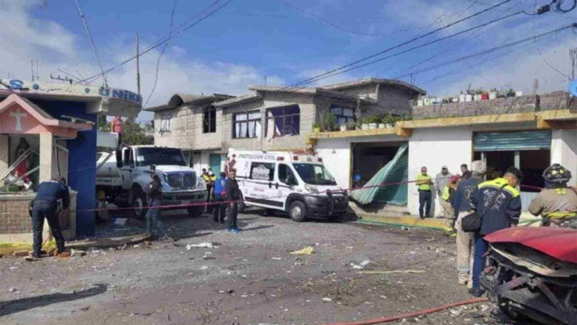 Explosión de pirotecnia en Edomex deja un muerto y 13 heridos Explosión de pirotecnia en Edomex deja un muerto y 13 heridos