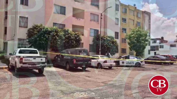 Muere mujer al caer de la escalera de su casa en Morelia