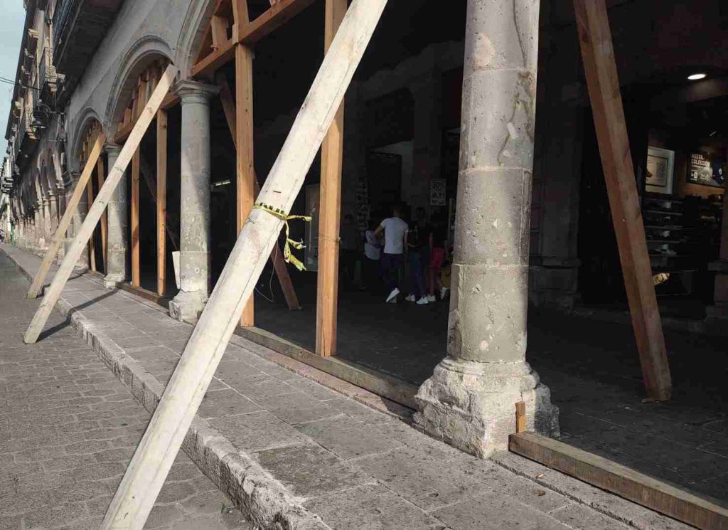 Necesaria restauración al 100% de columna del Portal Aldama: Gerencia Centro Histórico