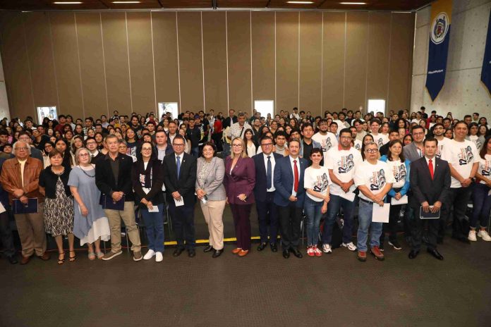 Se inyectarán más recursos para que estudiantes nicolaitas se acerquen a la investigación científica: Rectora