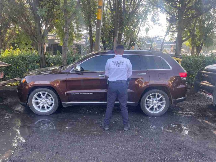Recuperan Cherokee robada en la Morelia-Salamanca
