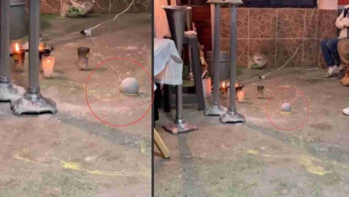 ¡Al no haber mas!: 'Alexa' sustituye a rezandera durante rosario