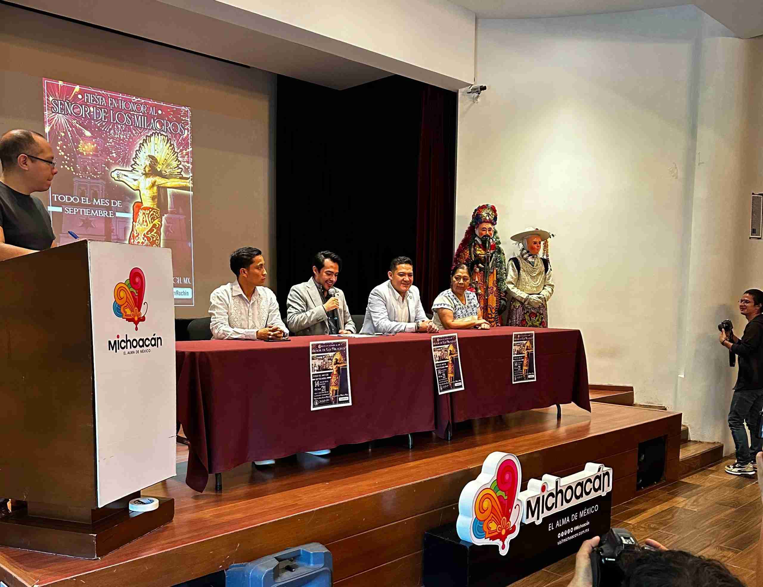 Nuevo San Juan Parangaricutiro anuncia la Fiesta en honor al Señor de los Milagros Nuevo San Juan Parangaricutiro anuncia la Fiesta en honor al Señor de los Milagros