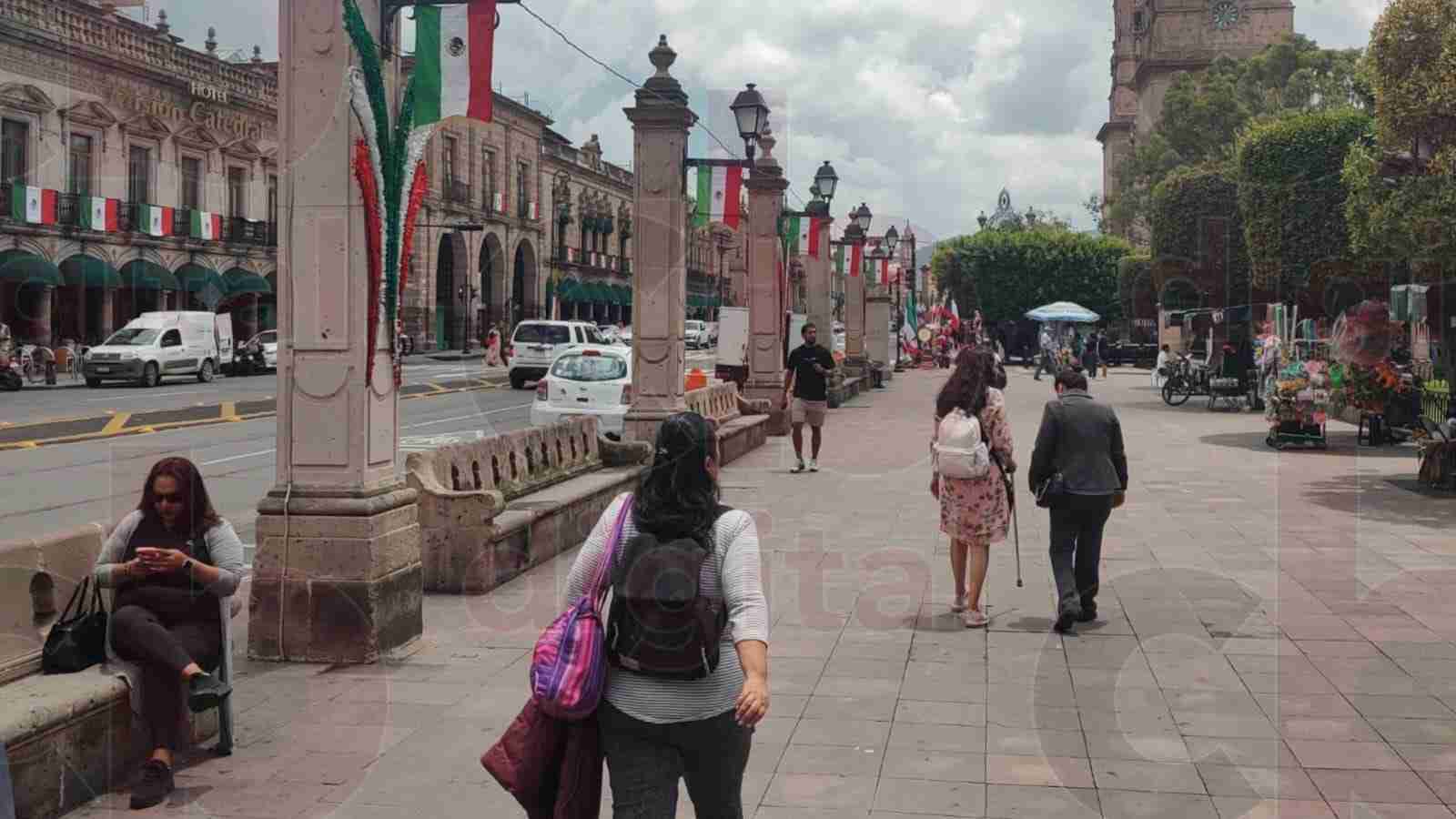 Centro Histórico de Morelia se viste de verde, blanco y rojo Centro Histórico de Morelia se viste de verde, blanco y rojo