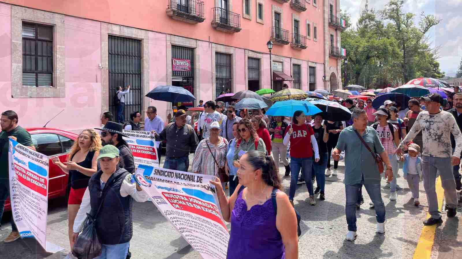 90 directivos con amenaza de ser desplazados: CNTE 90 directivos con amenaza de ser desplazados: CNTE