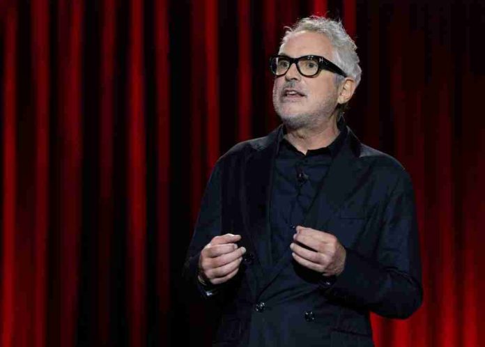 Alfonso Cuarón recibe 'Abrazo de Honor' en festival de Biarritz por su obra