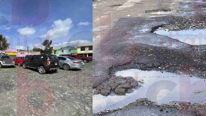 Piden maestros del kínder Palomeros Quiroz, reparación de calle por baches
