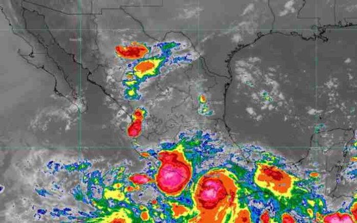 Tormenta tropical 'John' cobra primeras víctimas mortales en Guerrero