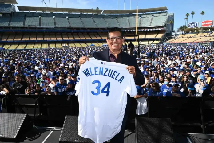 Fernando Valenzuela, por motivos de salud deja las transmisiones