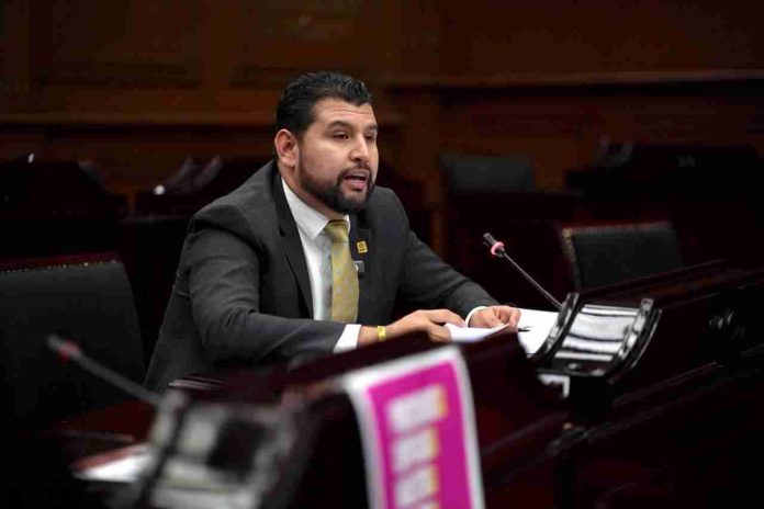 Diputados en Michoacán donarían una quincena de su salario para afectados por John
