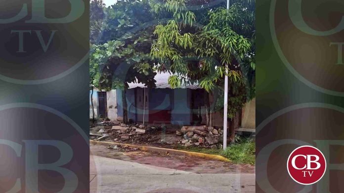Llegan y balean inmueble en Apatzingán