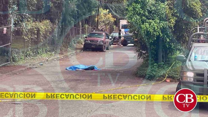 Muere la pareja baleada en Uruapan