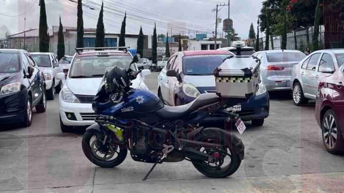 Taxistas reportan más de 109 infracciones por el municipio; se manifiestan en Morelia