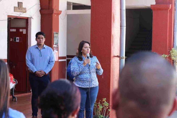 Anuncia Alma Mireya González Sánchez compromiso municipal en la lucha contra el cáncer de mama
