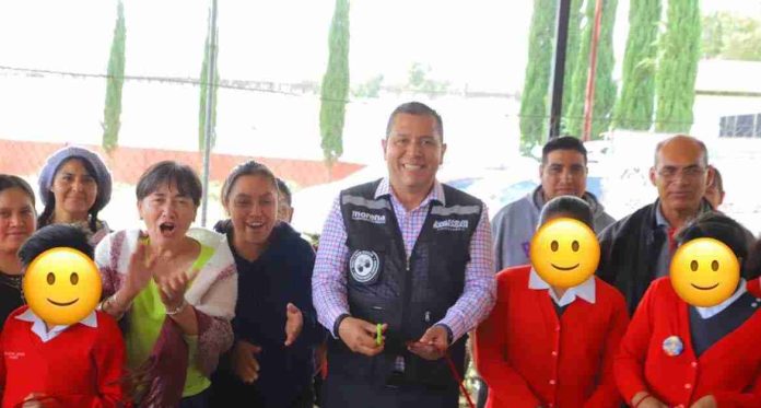 Inaugura Barragán techumbre en primaria de Capula con el programa 