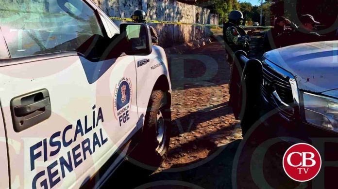 Hallan cadáver de un hombre con impactos de bala en la cabeza, en Uruapan