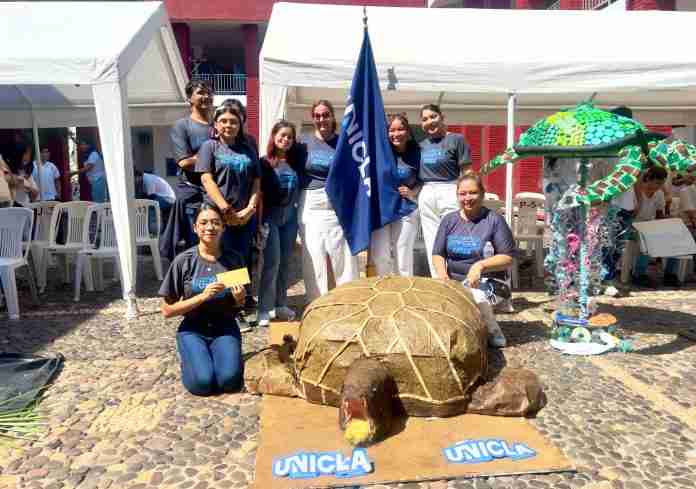 UNICLA Gana el Concurso de Tortugas Recicladas