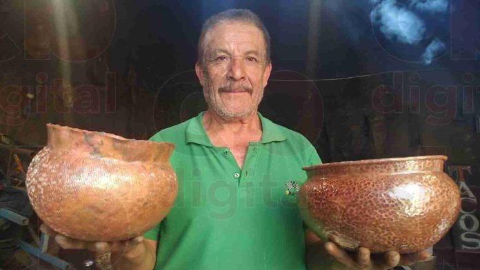 Hasta 6 meses puede tardar la elaboración de una sola pieza de cobre totalmente detallada; ya sea para una venta o un concurso