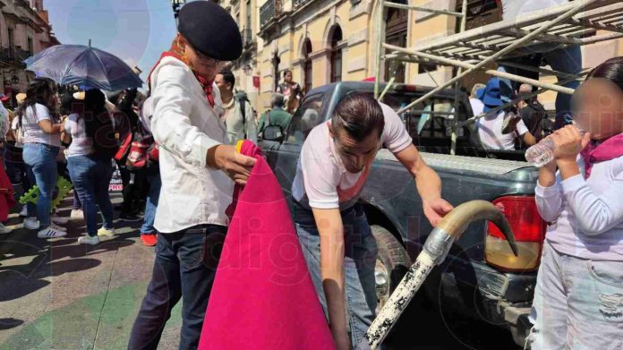 Manifestación en Morelia por la lucha para evitar la prohibición